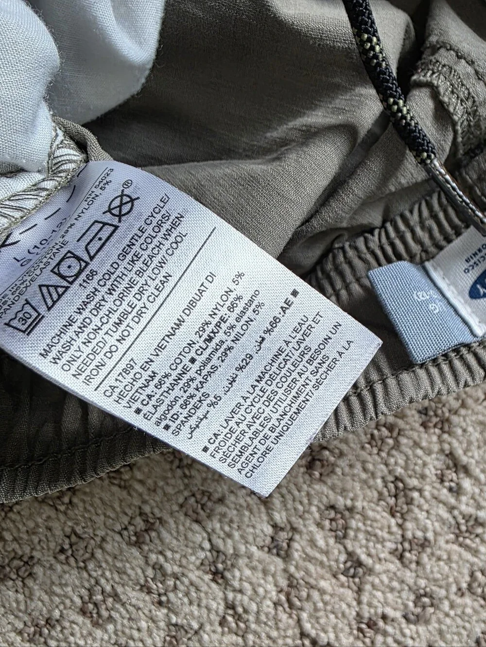Old Navy Boys Ripstop Cargo Pants in Olive Green with Drawstring Waist